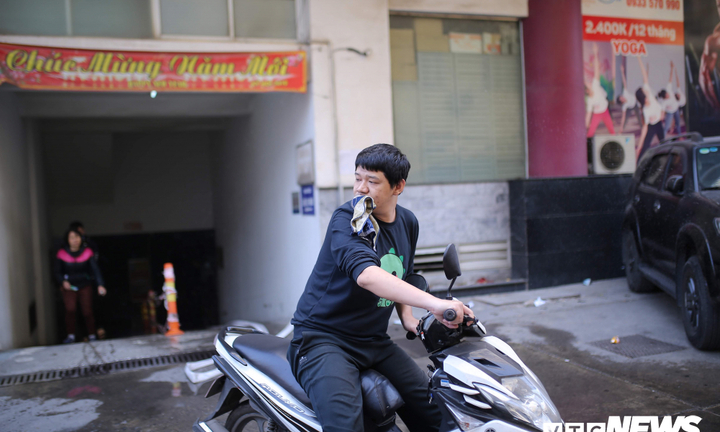 Cháy tại Ngân hàng BIDV Nguyễn Chí Thanh, hàng trăm người tháo chạy