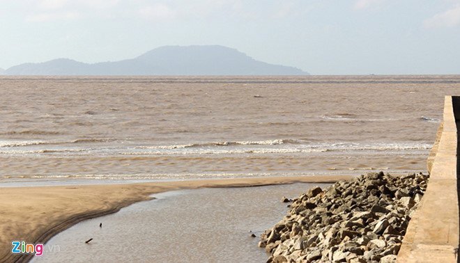 Tàu chìm gần Hòn Khoai, 9 ngư phủ may mắn được cứu thoát