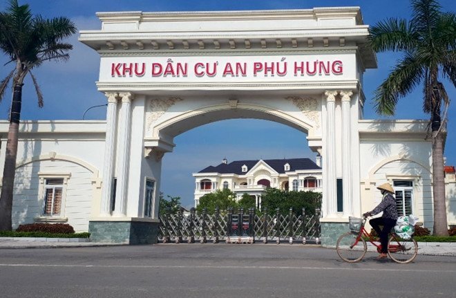 Đấu giá trái luật hàng loạt dự án đất vàng ở Thanh Hóa