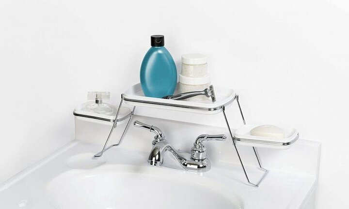 Bật mí bí kíp giúp nhà tắm nhỏ hẹp, nhiều đồ trở nên gọn gàng, ngăn nắp