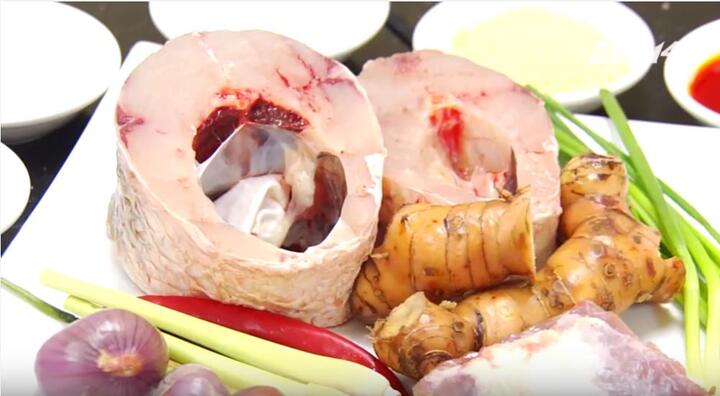 Cách làm cá trắm kho riềng 'chuẩn vị mẹ nấu' đậm đà khó quên