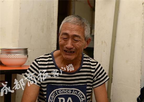 Bố mẹ chồng khóc nghẹn vì thương con dâu cực khổ, mong con đi tìm chồng mới