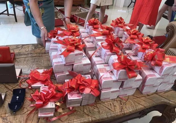 Trung Quốc: Con gái đi lấy chồng, nhà gái cho của hồi môn hơn... 18 tỷ