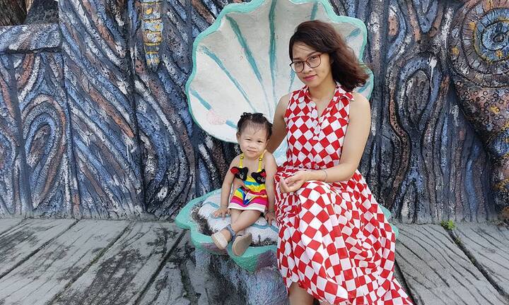 Mẹ 9X tự lên list hoạt động giáo dục sớm tại nhà, kéo con thoát khỏi ipad thành công