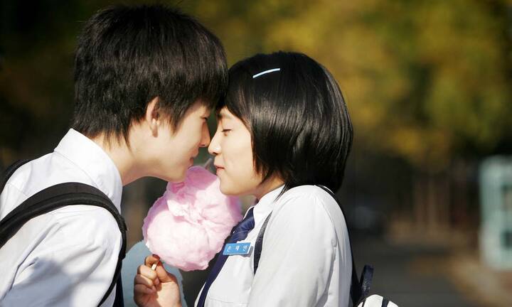 Yêu sớm trước 18 tuổi, tăng nguy cơ ung thư