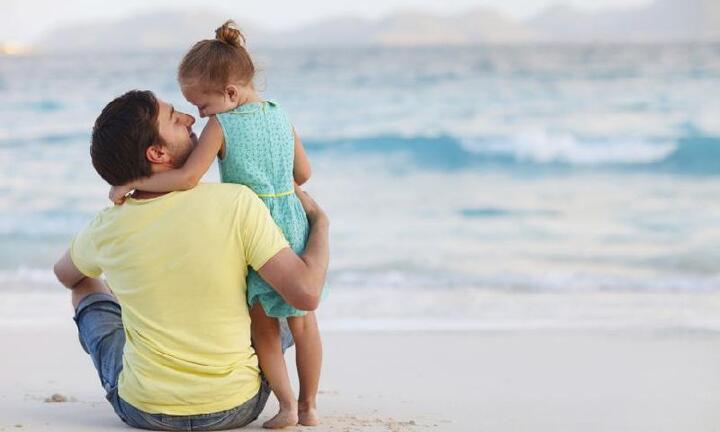 Nếu có con gái, cha nhất định phải dạy con 5 bài học sống còn này