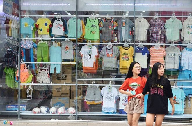 Quản lý thị trường thắc mắc việc Con Cưng treo thưởng 1 tỷ đồng