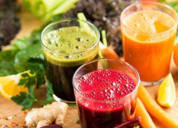 7 lợi ích dinh dưỡng không ngờ của thực phẩm xay thành sinh tố