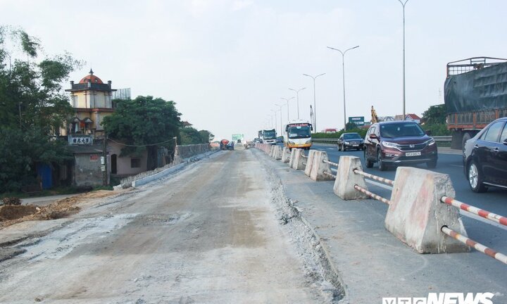 Ảnh: Dự án cao tốc 6 làn xe Pháp Vân - Cầu Giẽ thi công chậm như 'rùa bò'