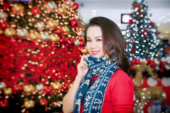 Cô giáo xinh đẹp cao 1m73 tiết lộ bí mật chinh phục các mẫu nhí