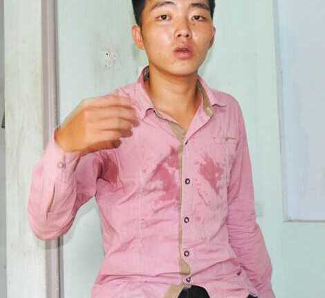 Đình chỉ công tác Trưởng công an xã vô cớ đánh người