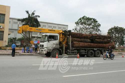 Thanh tra giao thông moi tiền tỷ ở Hải Phòng: Người vào tù, người tiếp tục làm… thanh tra