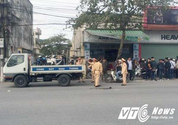 Truy tìm xe cẩu tông chết nữ sinh rồi tháo chạy