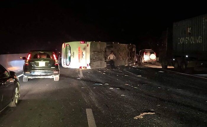 Lật xe khách trên cao tốc Hà Nội – Hải Phòng: Công an Hải Dương thông tin mới nhất