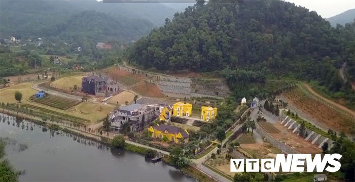 Xẻ thịt đất rừng Sóc Sơn: Vì sao chưa cưỡng chế 18 công trình vi phạm