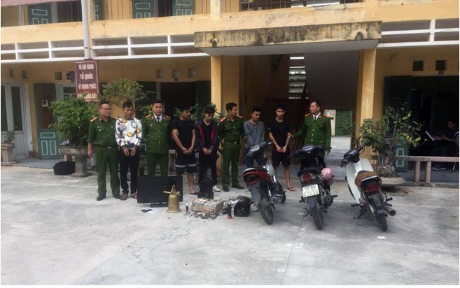 Bắt 5 nghi phạm đột nhập chùa, phá két sắt trộm tiền công đức