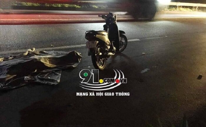 Truy tìm tài xế ô tô bỏ trốn sau khi xảy ra tai nạn khiến 3 người thương vong trên Quốc lộ 5