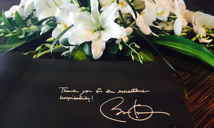 Ông Obama viết gì trước khi rời khách sạn Marriot ở Hà Nội?