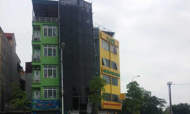 Hà Nội: 'Đua nhau' xây dựng trái phép ở phường Long Biên