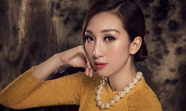 Lều Phương Anh hát nhạc tình ca sau khi sinh con