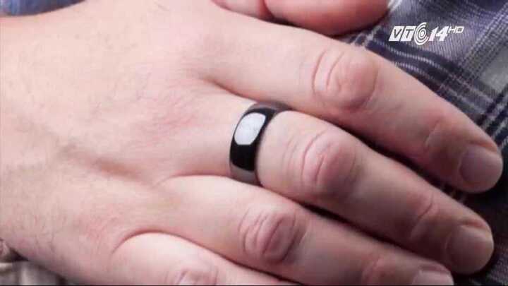 Clip: Lần đầu thử nghiệm thanh toán tiền bằng nhẫn không khác gì thẻ VISA
