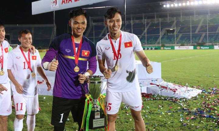 Ghi 3 bàn trong hiệp phụ, tuyển Việt Nam vô địch cúp Tứ hùng