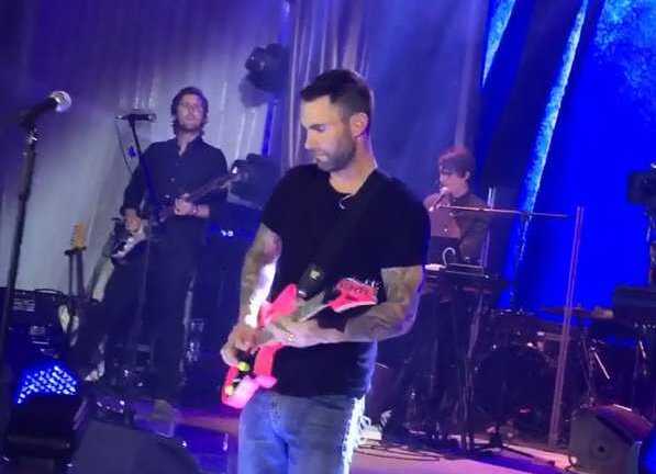 Adam Levine hát tại đám cưới xa hoa nhất hành tinh với cát xê 2 tỷ đồng
