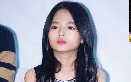 Diễn viên nhí xứ Hàn xinh đẹp làm vạn trái tim thổn thức