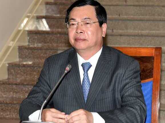 Cựu bộ trưởng Vũ Huy Hoàng đã giải thích gì về việc bổ nhiệm con trai?