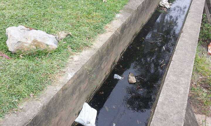 Thi thể nam thanh niên dưới mương nước với nhiều vết thương