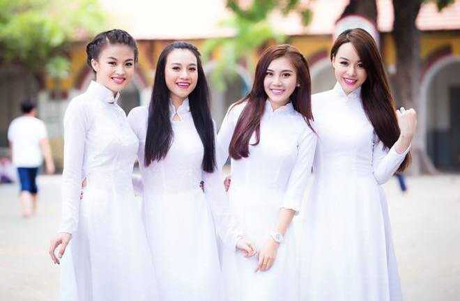 Hạ điểm chuẩn vào lớp 10 công lập tại Hà Nội năm 2016