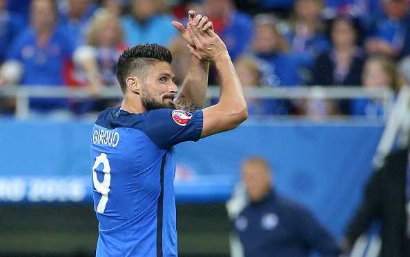 Ghi 2 bàn hạ Iceland, Giroud tuyên chiến với Đức