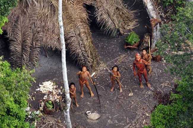 Bộ lạc bí ẩn 'thấy người lạ là giết' tồn tại gần 60.000 năm qua