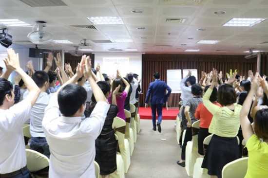 Thêm 2 công ty đa cấp bị dừng hoạt động