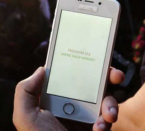 'Sóng gió' quanh chiếc smartphone rẻ nhất thế giới 85.000 đồng