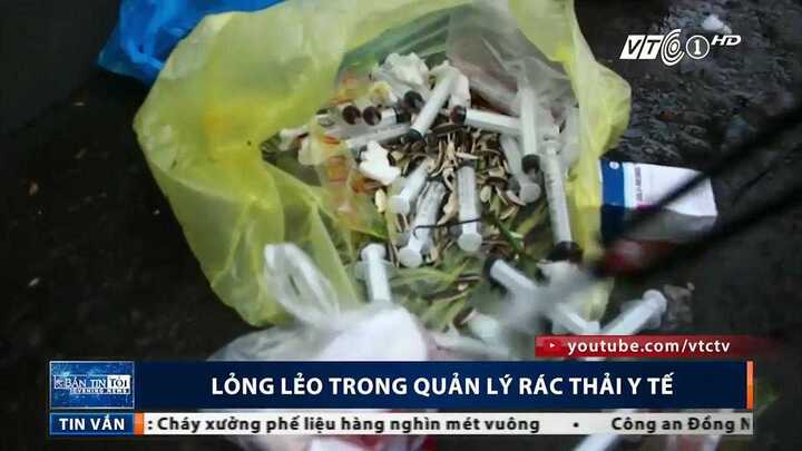 Kinh hãi phòng khám ngang nhiên vứt kim tiêm, bông băng dính máu ra vỉa hè