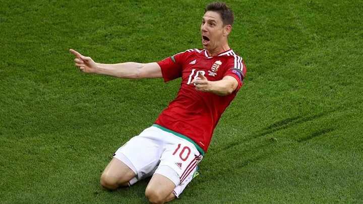 Pha ghi bàn vào lưới Bồ Đào Nha đẹp nhất Euro 2016