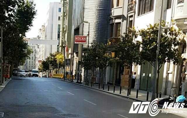 Thành viên đoàn công tác Việt Nam ghi lại cảnh đường phố Istanbul sau đảo chính Thổ Nhĩ Kỳ