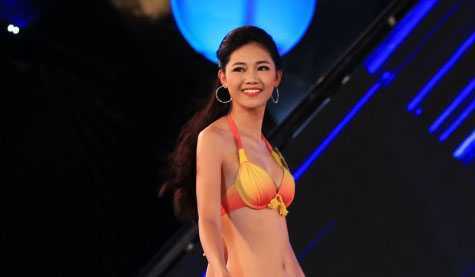 Thí sinh Hoa hậu Việt Nam nóng bỏng không thể rời mắt với bikini