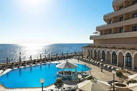 Có sức thu hút mãnh liệt, giới siêu giàu làm gì ở Malta?