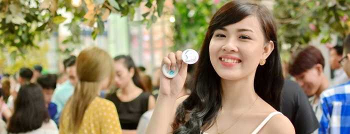 Hàng nghìn bạn trẻ dự sinh nhật 'Ghiền Mì Gõ' qua mạng xã hội.