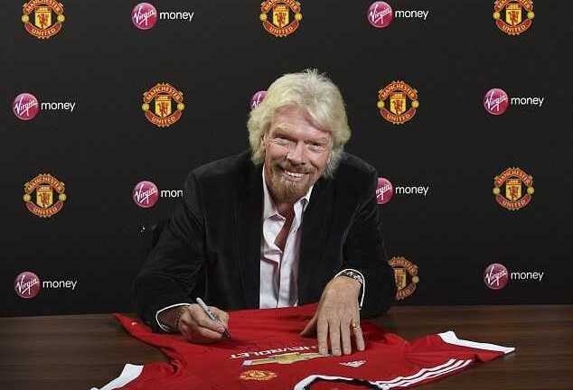 Manchester United gom cả đống tiền từ hợp đồng tài trợ khủng