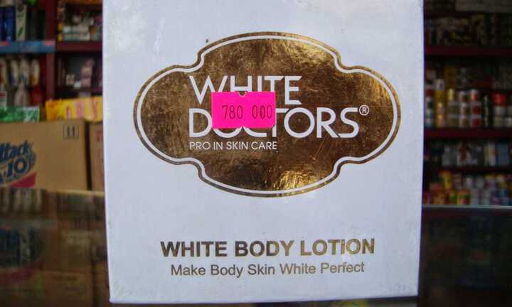 Thu hồi 17 sản phẩm của nhãn hàng mỹ phẩm White Doctors