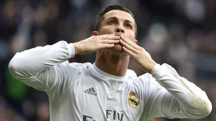 Ronaldo muốn gắn bó trọn đời với Real