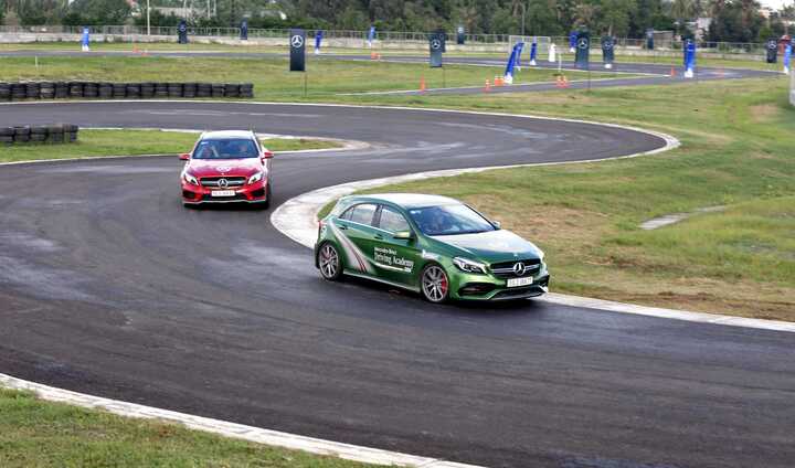 Trải nghiệm 30 xe sang Mercedes-Benz tại sự kiện MBDA 2016