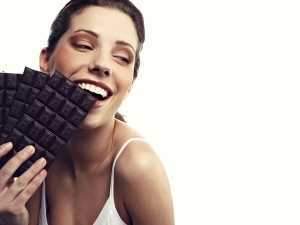 Thèm ăn mặn, có thể bạn đã mắc bệnh thận