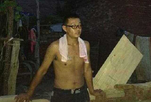 Chọn cứu mẹ trước cứu vợ khi lũ đến, người đàn ông lĩnh 'trái đắng'