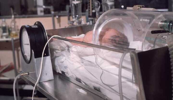 Bị tiếp nhầm khí gây cười thay vì oxy, trẻ sơ sinh thiệt mạng