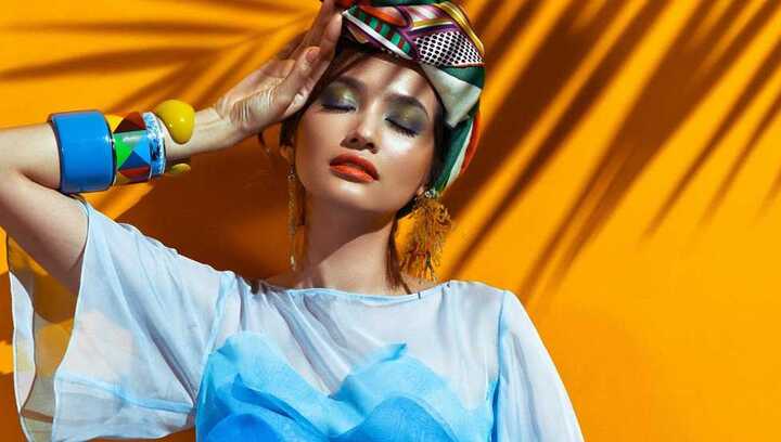 Trúc Diễm gợi cảm bất ngờ