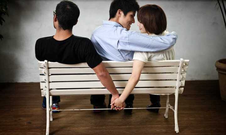 Người nước nào hay ngoại tình nhất thế giới?